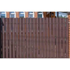 Штакетник М-образный А фигурный 0,45 Drap RAL 8017 шоколад